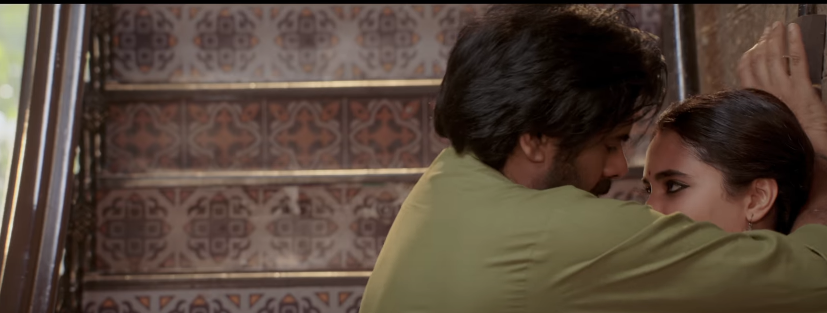 Suvvi Suvvi Lyrics OG Pawan Kalyan
